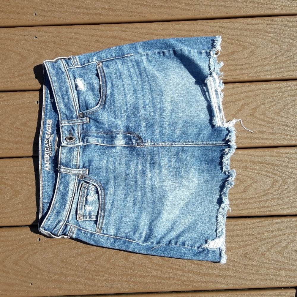 Women's American Eagle Skirt size 8 stretch